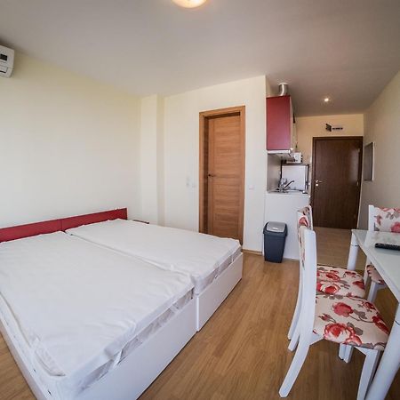 Waterpark Fort Apartments Napospart Kültér fotó