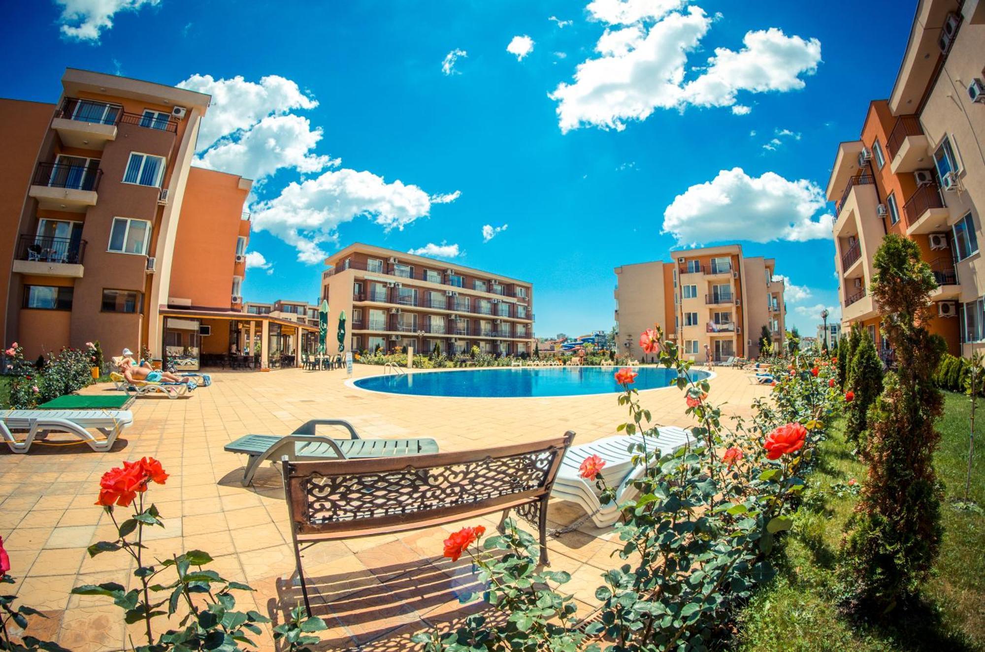 Waterpark Fort Apartments Napospart Kültér fotó