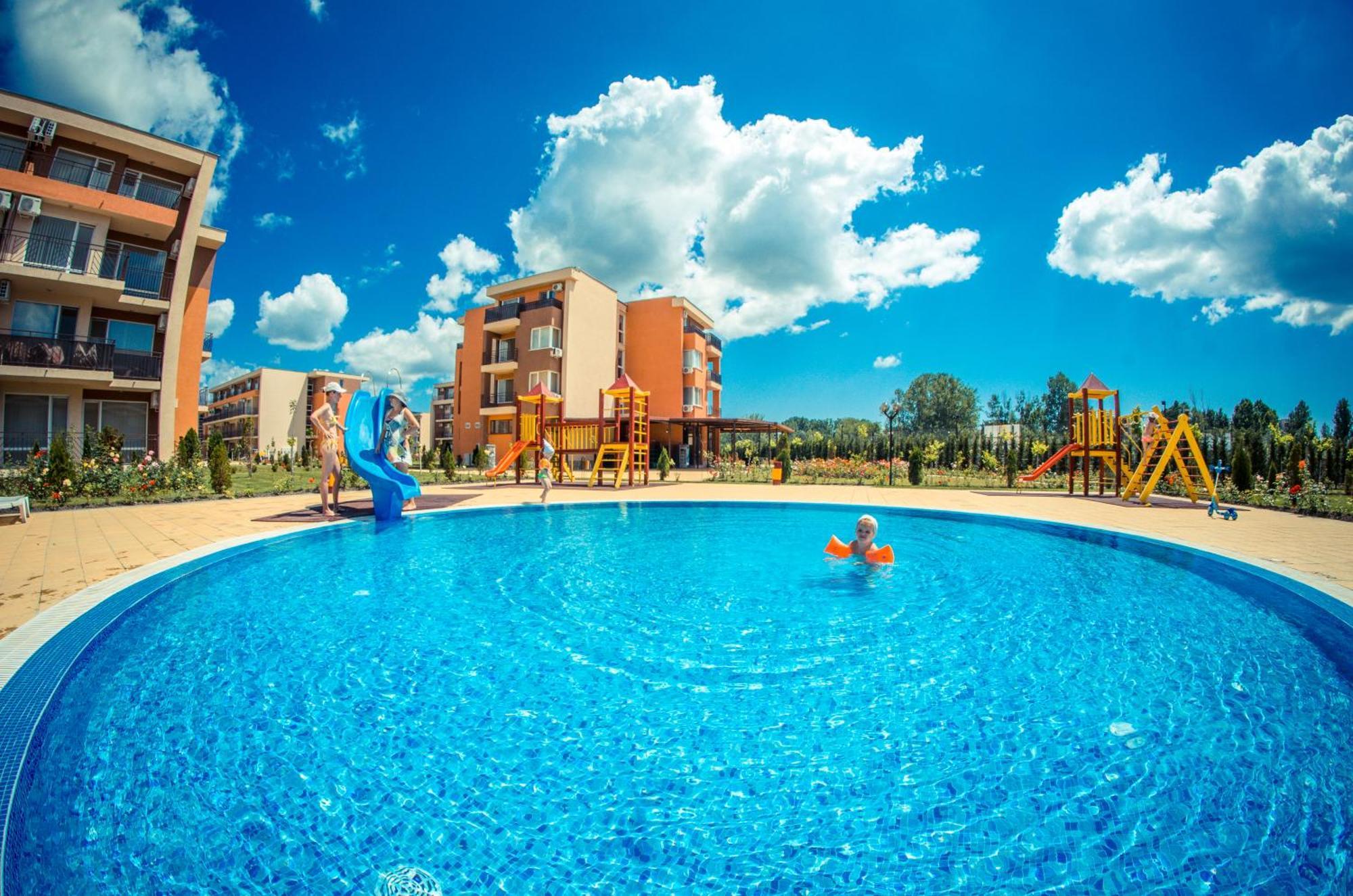 Waterpark Fort Apartments Napospart Kültér fotó