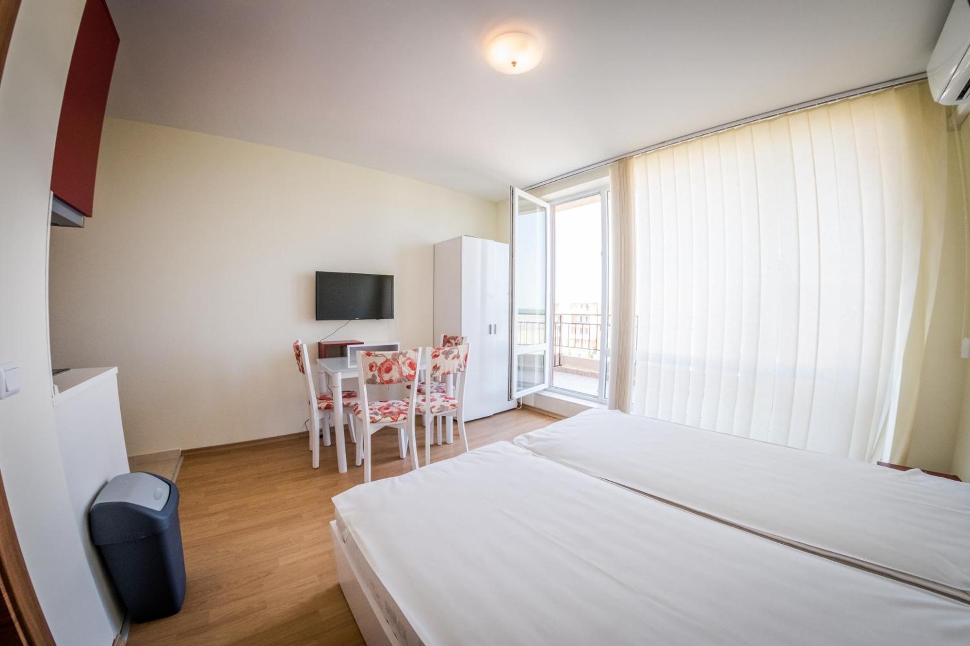 Waterpark Fort Apartments Napospart Szoba fotó