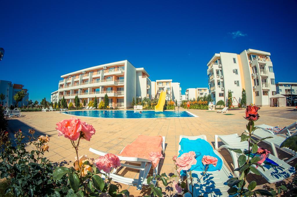 Waterpark Fort Apartments Napospart Kültér fotó