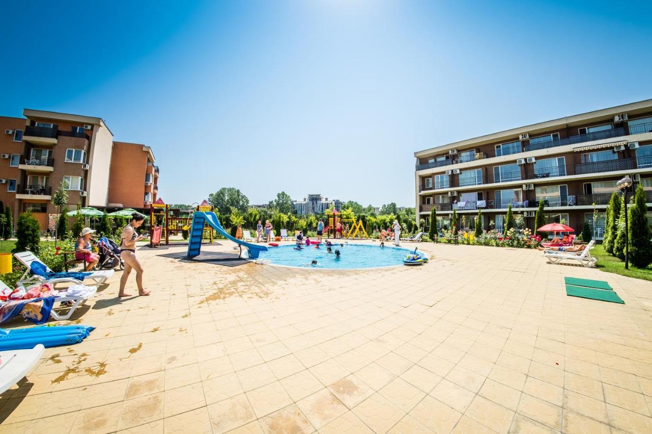 Waterpark Fort Apartments Napospart Kültér fotó