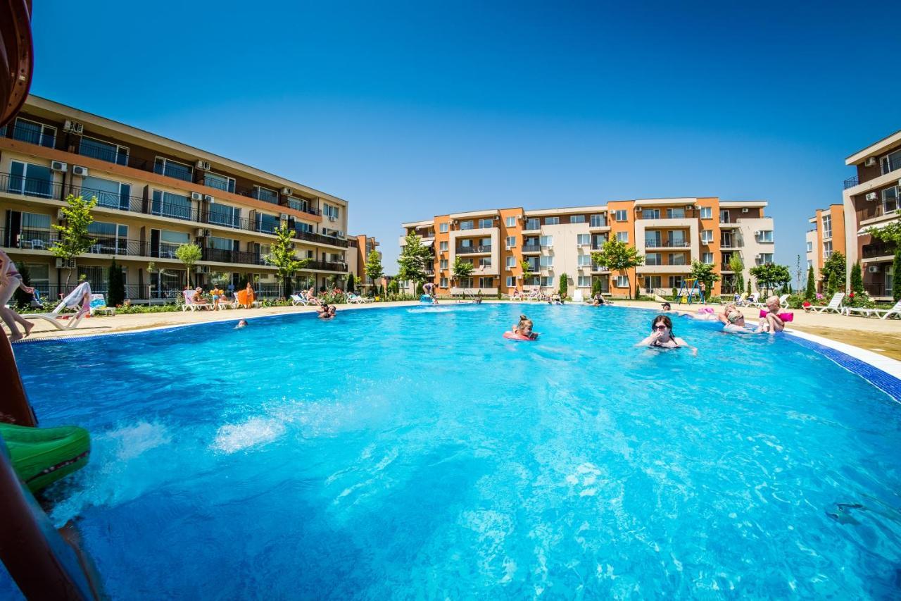 Waterpark Fort Apartments Napospart Kültér fotó