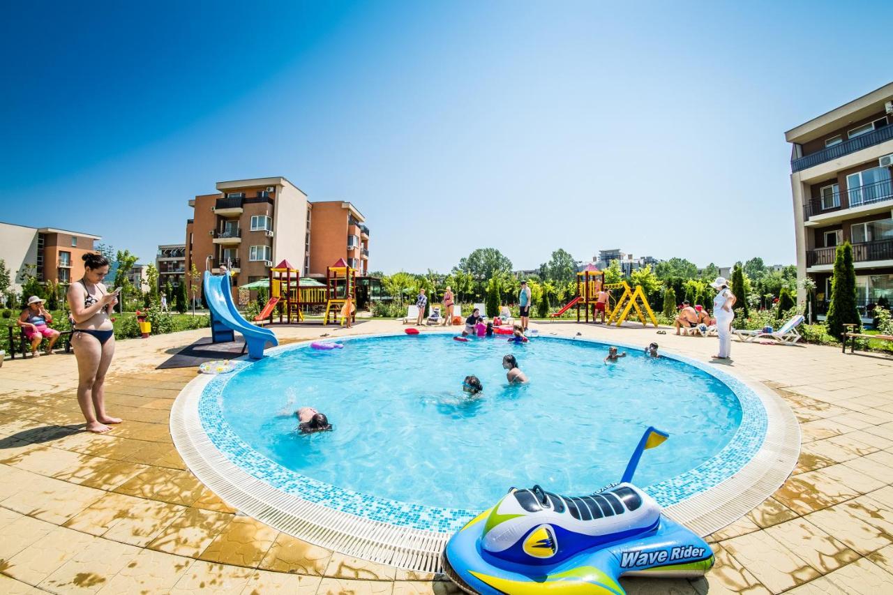 Waterpark Fort Apartments Napospart Kültér fotó
