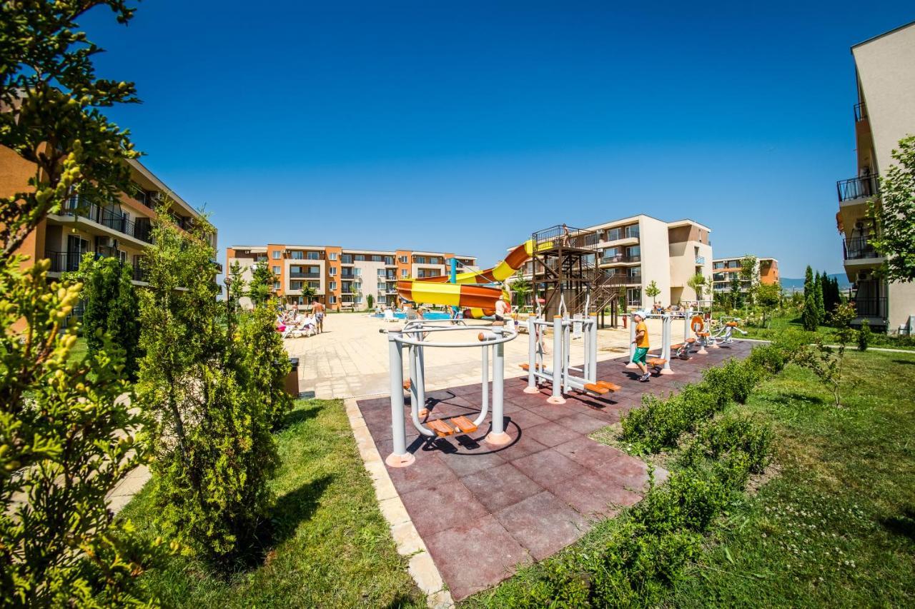 Waterpark Fort Apartments Napospart Kültér fotó