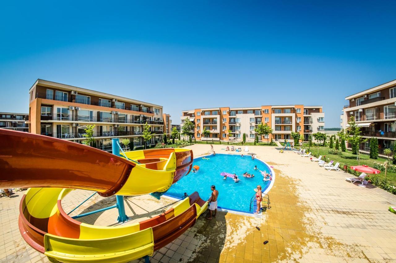 Waterpark Fort Apartments Napospart Kültér fotó