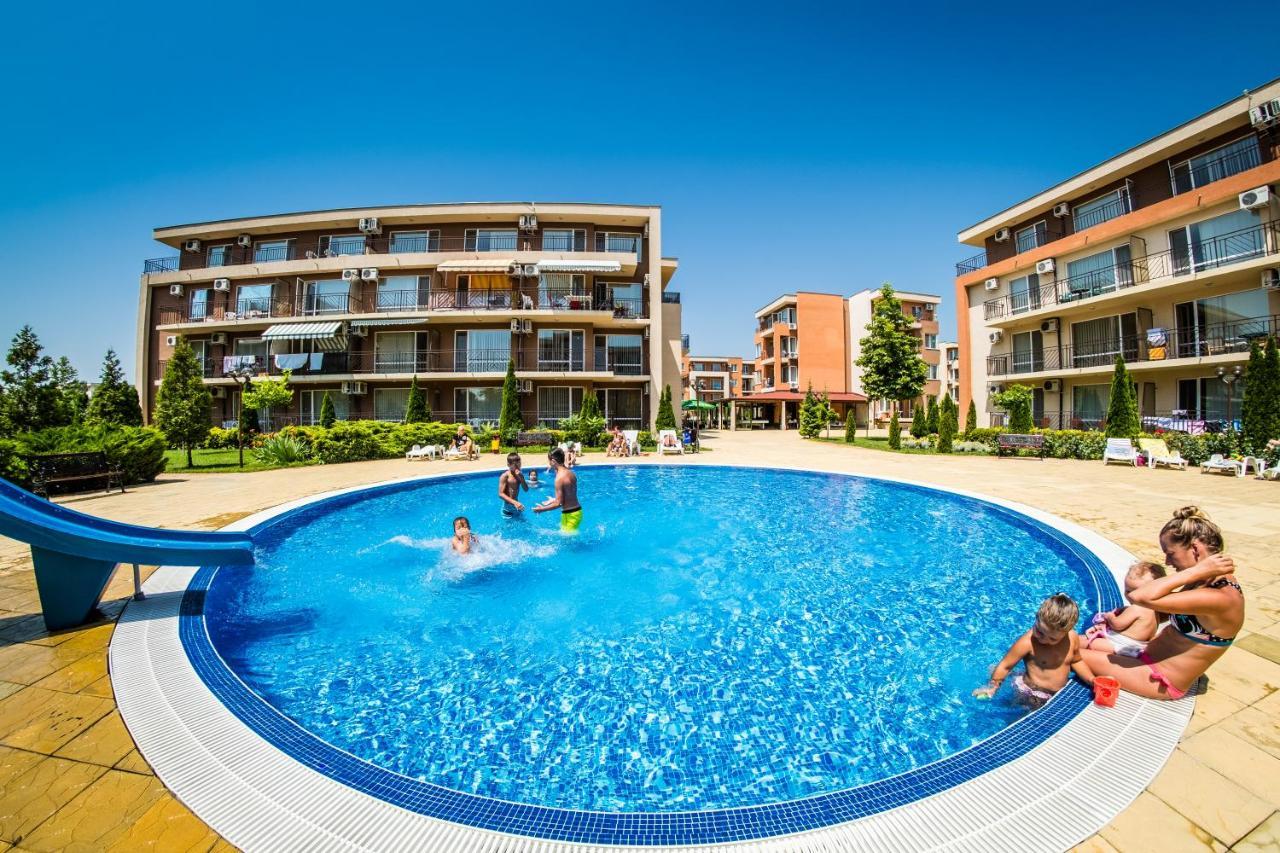 Waterpark Fort Apartments Napospart Kültér fotó
